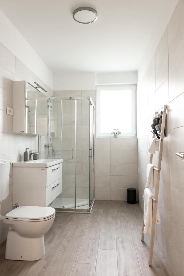 קופר Hisa Bianca Apartments מראה חיצוני תמונה